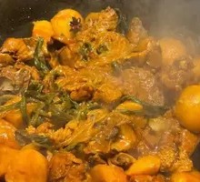 Stewed Chicken in Iron Pot