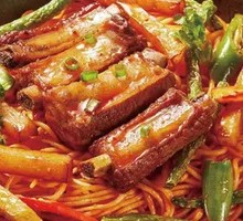 Stewed Pork Ribs with Green Beans and Noodles