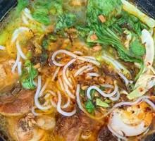 Stewed Chicken Rice Noodles
