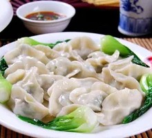 Fresh Pork and Scallion Dumplings