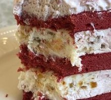 Peach Gland Rose Cake