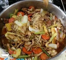 Braised Chicken Wing Bowl