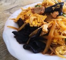 Wood Ear Mushroom with Pork