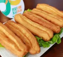 Hot Pot with Fried Dough Sticks