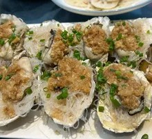 Garlic Steamed Oysters