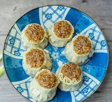 Cantonese Sausage Dumplings