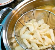 Signature Bird's Nest Chicken Pot