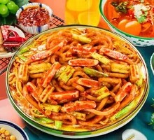 Squid Flower Stir-Fried Rice Noodles