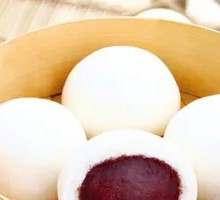 Milk-flavored Red Bean Bun