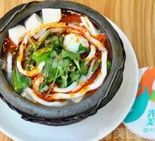 Mild Spicy Potatoes Noodles in Clay Pot