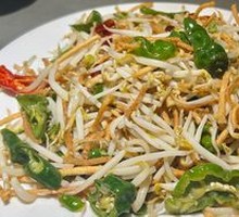 Glass Noodles with Bean Sprouts Stir-fry