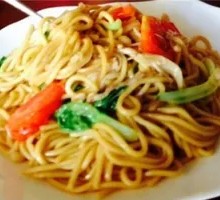 Vegetable Egg Duck Leg Fried Noodles