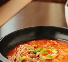 Tomato Beef Noodle Soup