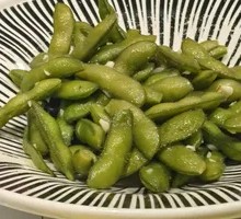 Garlic-Flavored Edamame