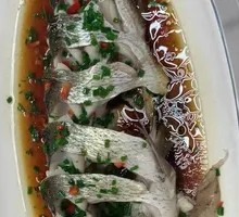 Steamed Taihu White Fish