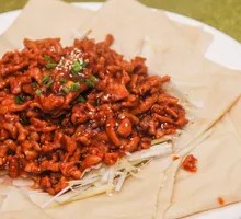 Beijing-style Shredded Pork in Soy Sauce