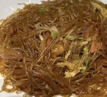 Stir-Fried Seafood with Rice Noodles