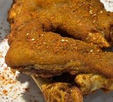 Golden Roast Pork Knuckle