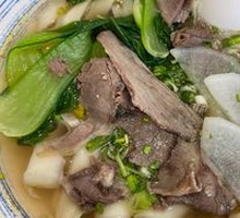 Beef Stir-Fried Knife-Cut Noodles