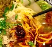 Sour Cabbage Beef Noodles