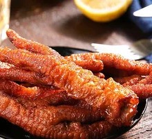 Braised Chicken Feet with Tiger Skin