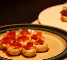 Pan-Fried Mushrooms Stuffed with Shrimp Paste