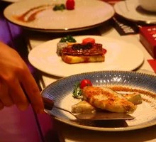 Pan-Seared Cod with Lemon Butter Sauce