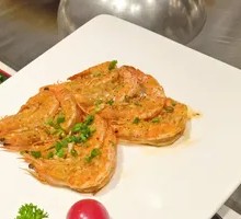 Coconut-flavored Golden Crispy Shrimp