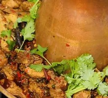 Carbon Pot Pig Intestine Chicken