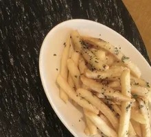 黑松露芝士炸薯条