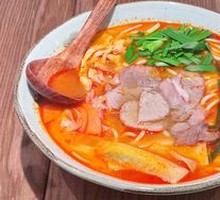 Kaili Sour Soup Beef Noodles