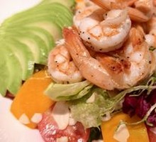 Mango Shrimp Salad