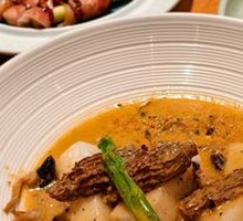 Black Truffle Sauce Braised Mushroom and Rice Cake