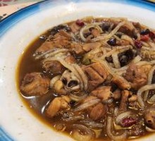 Chicken Stewed with Mushrooms and Vermicelli