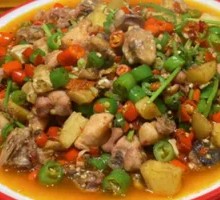 Spicy Stir-Fried Chicken with Chili