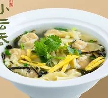 Seafood Soup with Fresh Meat Wontons