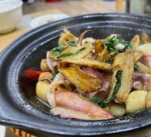 Stir-Fried Squid with Basil