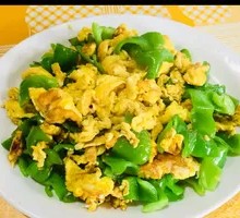 Egg with Green Pepper