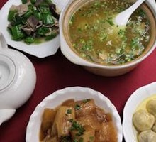 Steamed Wheat Gluten Stuffed with Pork