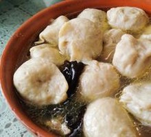 Steamed Wheat Gluten Stuffed with Pork