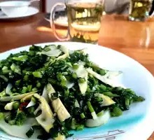 Snow Cabbage and Bamboo Shoots