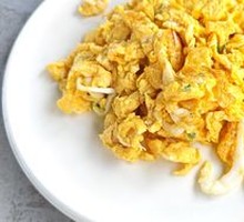 Silver Fish Stir-Fried with Eggs