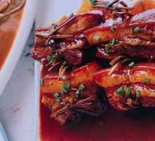 Rice Straw Wrapped Braised Pork