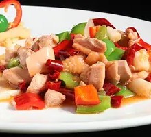 Stir-Fried Chicken Pieces