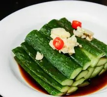 Garlic Cucumber Salad