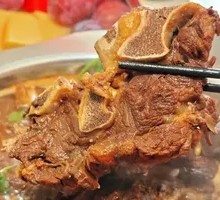 Signature Beef Shank Bones