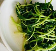 Stir-Fried Four-Leaf Greens
