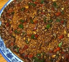 Beef Sauce with Crispy Rice Noodles