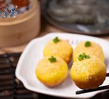 Crab Roe Shrimp Dumpling Pan-Fry