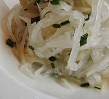 Radish and Jellyfish Salad